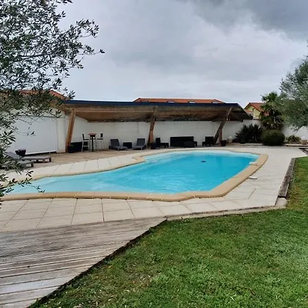 L'ecrin Des Pyrenees - Tarbes Apartment