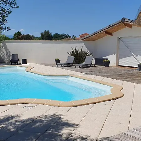 L'ecrin Des Pyrenees - Tarbes Apartment *